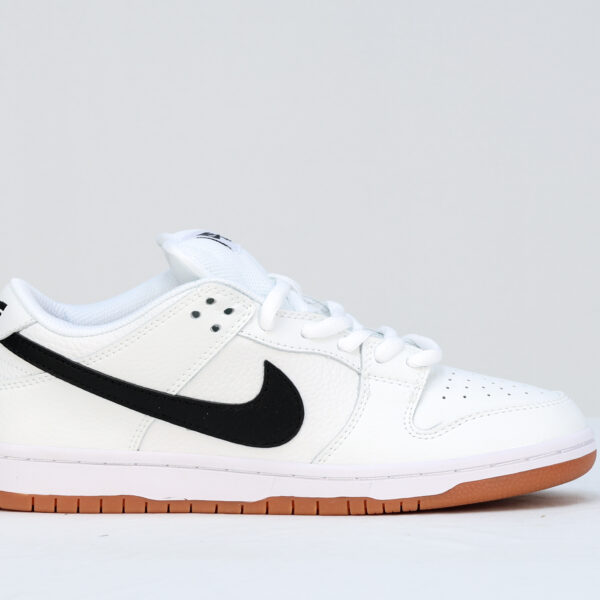 SB Dunk Low