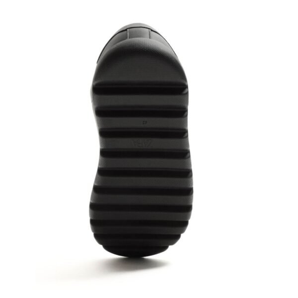 ZARA Chunky Black Sneaker – Serrated Sole