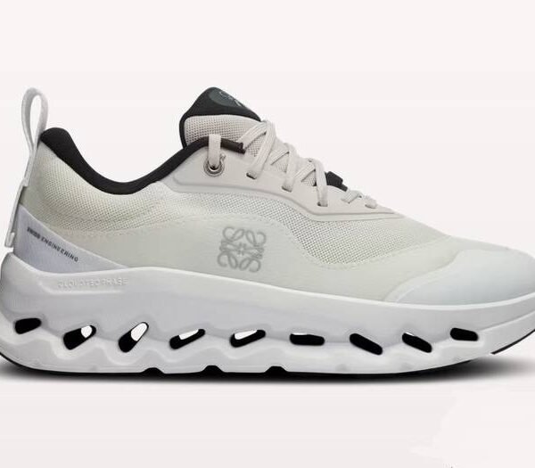 On Running Cloudrift – White/Light Grey